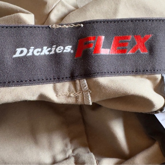Dickies FLEX Relaxed Fit Work Shorts, 11" - Picture 13 of 13